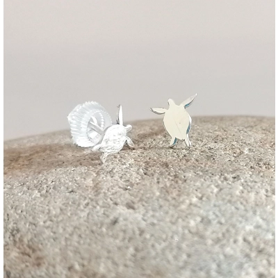 Turtle Studs