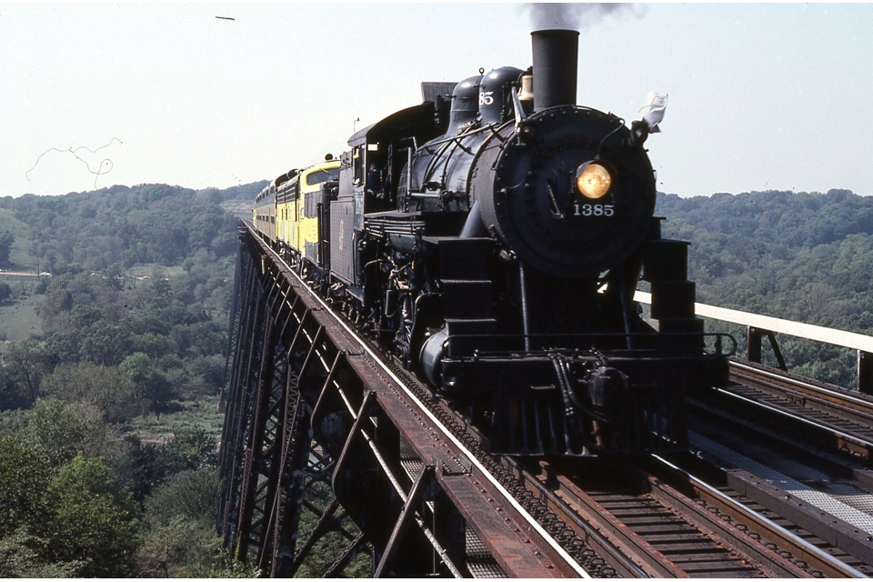 Chicago & North Western Time of Transition: 1960-1995