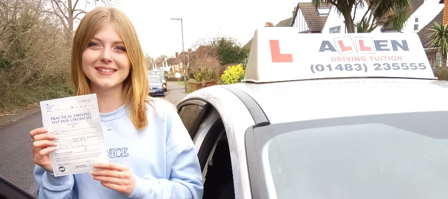 Yasmin passed 1st time Nigel is a great instructor & helped me gain confidence with my driving!