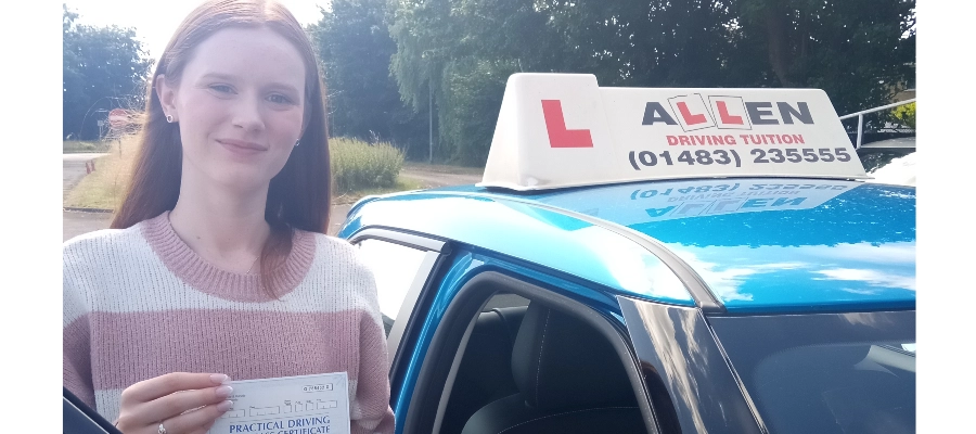Sophie passed 1st time! I've enjoyed my experience learning to drive with Nigel!