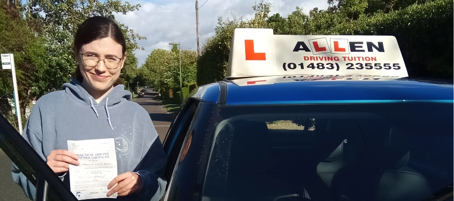 Madeleine passed 1st timeNigel's excellent tuition&calm&clear approach I was able to pass 1st time!