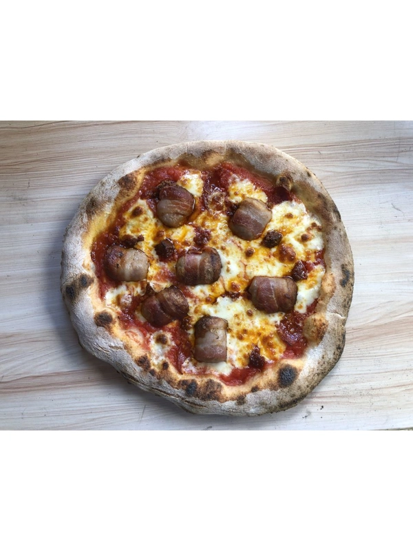 3 Little Pigs In Blankets Pizza - Heat @ Home XMAS