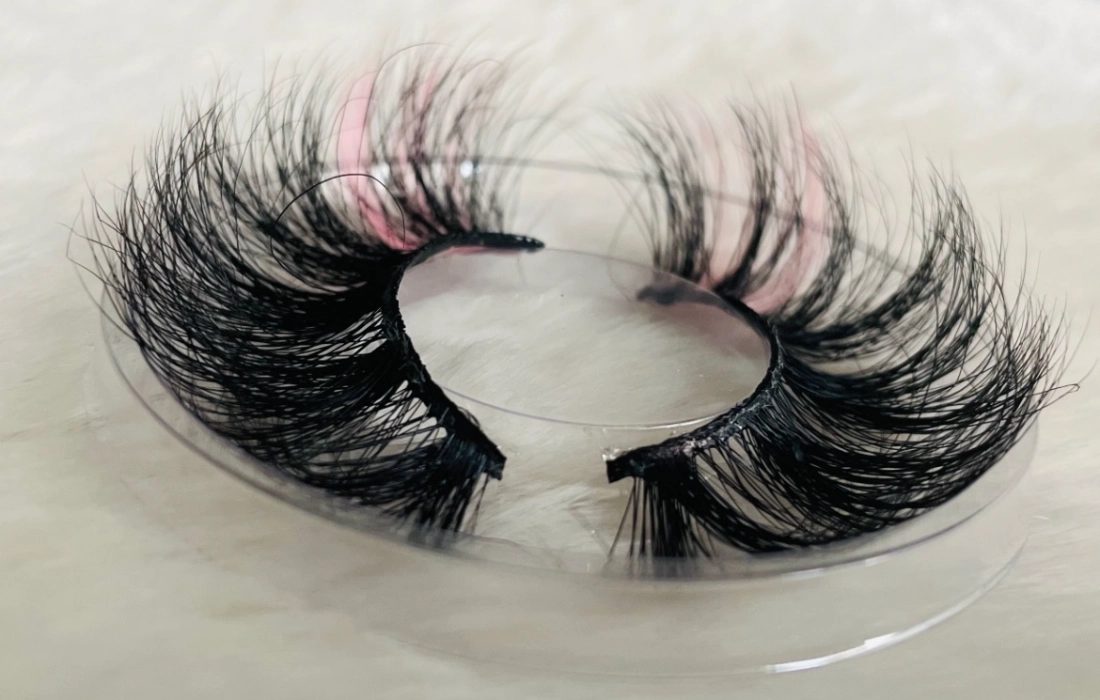 Clutch- 25mm Signature Color Mink