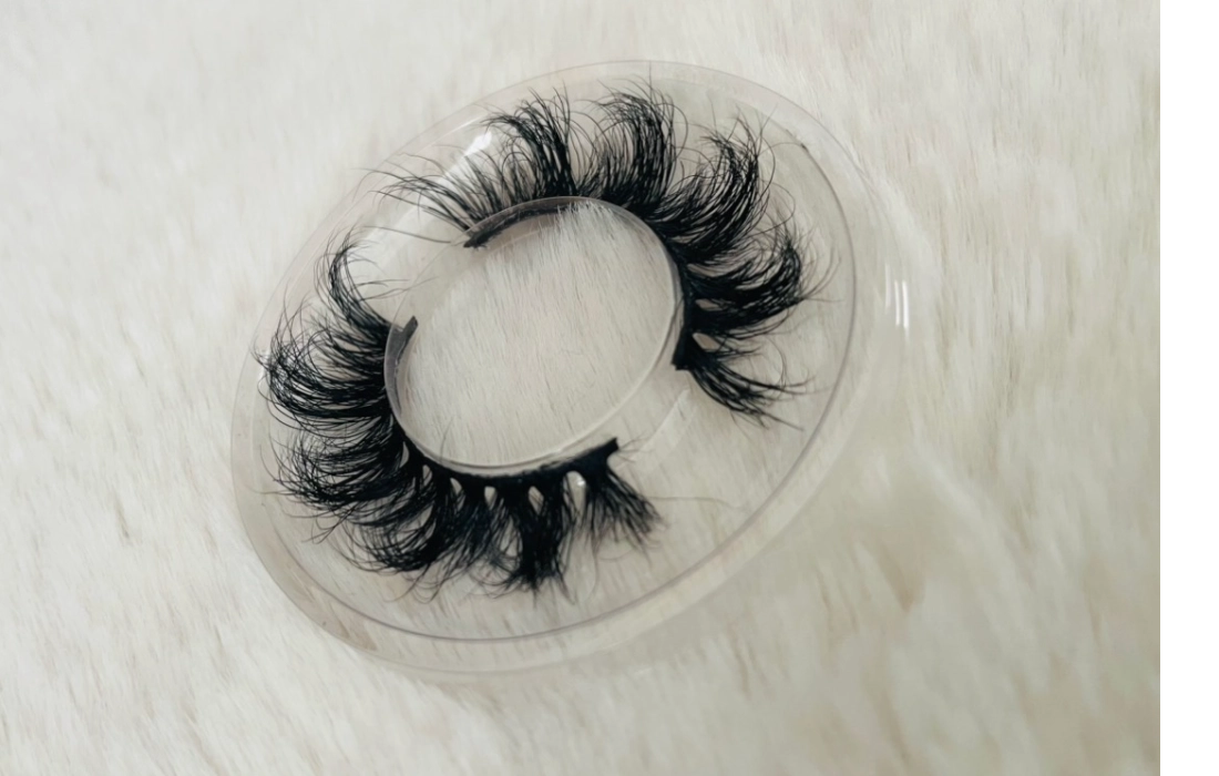 Ruby- 18mm Signature Mink