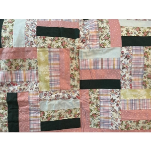 Baby Quilt, 38”x39” Floral/p..