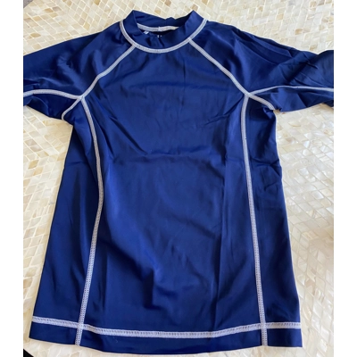 Large (7) Youth Boys Rashguard Top