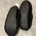 S (6-7) Ladies Black Slippers