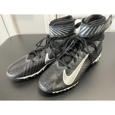 8.5 Mens Soccer Cleat, Black High Top