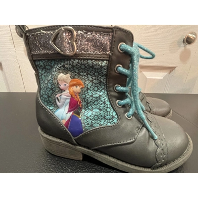 9 Girls Booties, Grey / Frozen