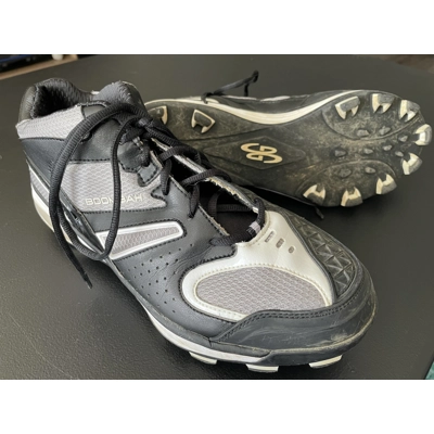 12 Mens Baseball Cleats, Black & White