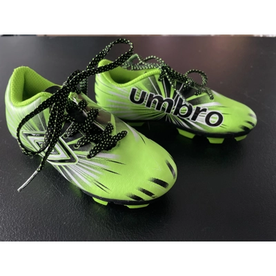8K Kids Soccer Cleats, Neon Green & Black