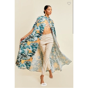 Printed fashion cape.