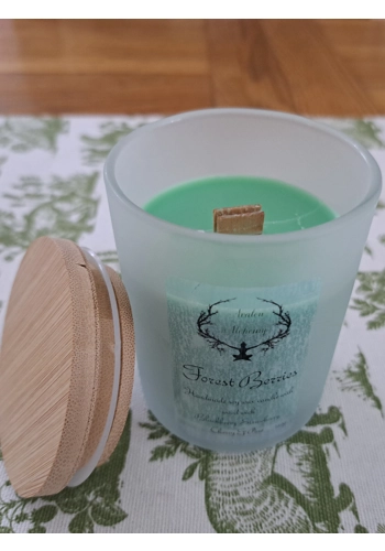 Forest Berries candle