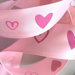 Sullivans Ribbon Pink Hearts 25mm x 1m