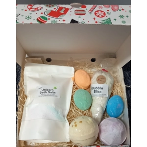 Santa Pizza Box Surprise