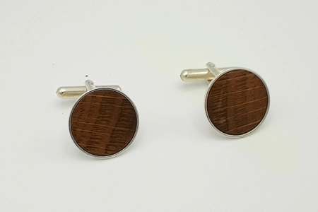Sterling Silver cufflinks in Christ Church College oak Sterling Silver cufflinks in Christ Church College oak