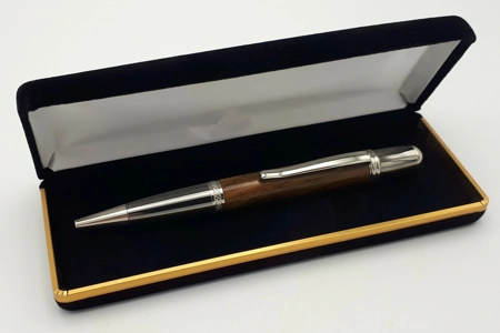 SB1 ballpoint in American black walnut SB1 ballpoint in American black walnut