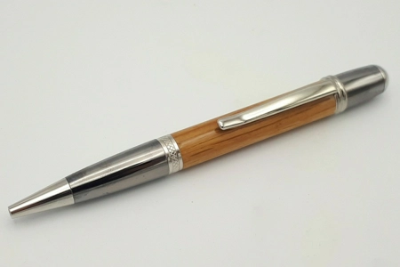 SB1 ballpoint in Bowmore whisky barrel oak SB1 ballpoint in Bowmore whisky barrel oak