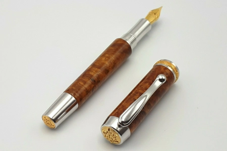 SF1 fountain pen in amboyna burr