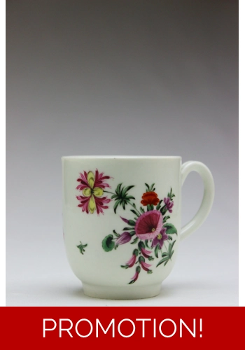 Worcester floral decorated cup c.1780