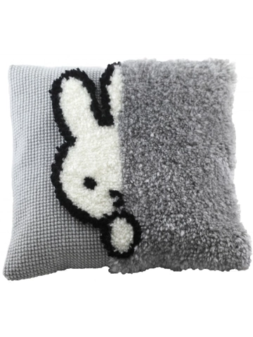 Knooppakket/borduurpakket Nijntje kussen Knooppakket/borduurpakket Nijntje kussen