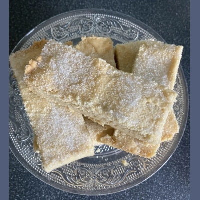 6 large pieces of Sio's Shortbread