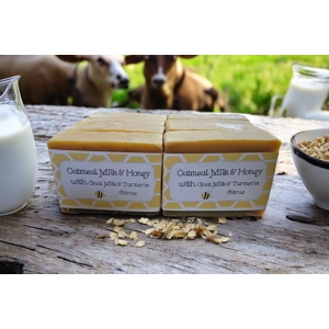 Oatmeal Milk & Honey Turmeric Goatmilk soap
