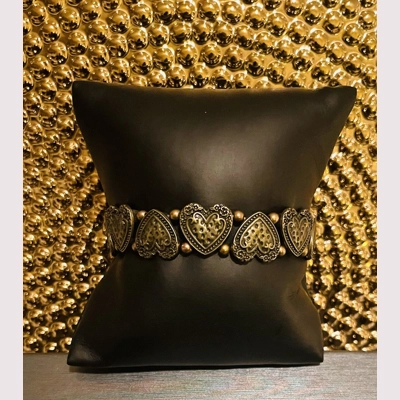 Rustic Heartthrob - Brass Rustic Heartthrob - Brass