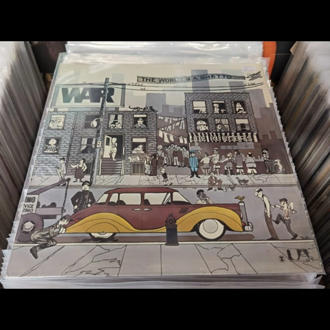 War - The World is a Ghetto lp