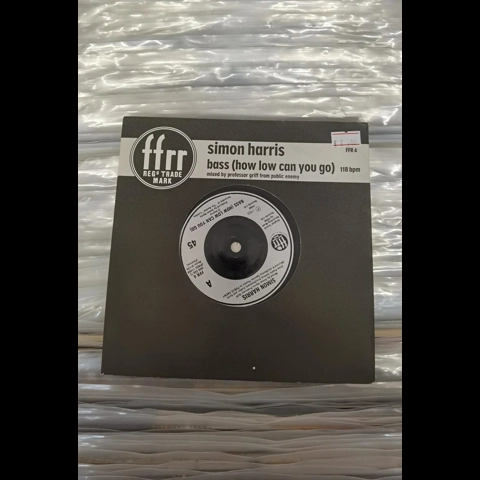 Simon Harris - Bass (how low can you go) 7"