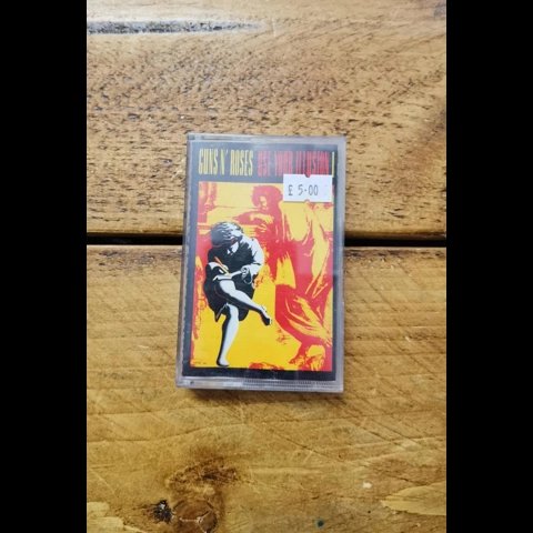 Guns N' Roses - Use Your Illusion I Cassette Album