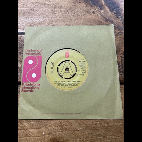 The O'Jays - Give People What They Want 7" Demo