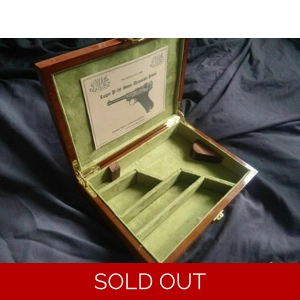 Luger P08 Presentation Case