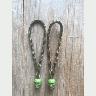 Tactical Camo 1 Pair Handmade Skull Paracord 3" 'Bivvy Zip Pulls'