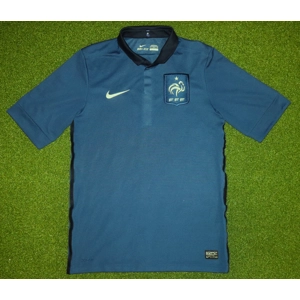France 2011-12 Home Shirt - Small