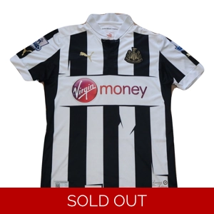 Newcastle United 2012-13 Home Shirt - Small