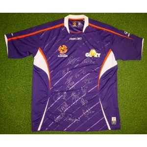 Perth Glory 2005-07 Signed Home Shirt - Large