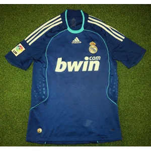 Real Madrid 2008-09 Away Shirt - Small
