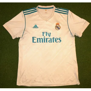Real Madrid 2017-18 Home Shirt - Large