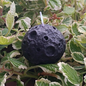 Full Moon Candle (Pun Mjesec Svijeca)