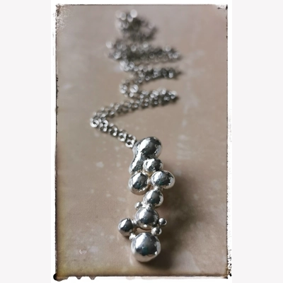 Bubble drop necklace