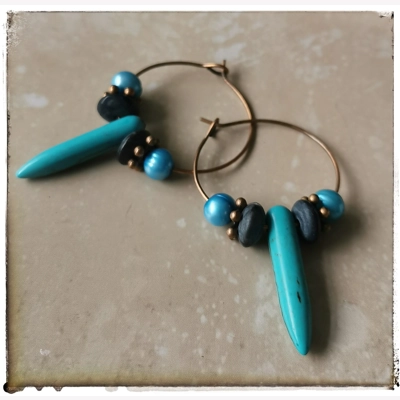 Turquoise short po..