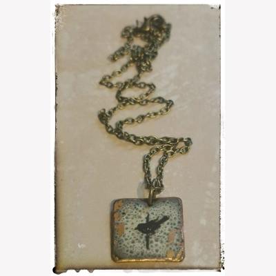 Blackbird pendant