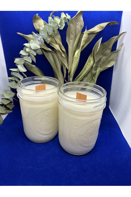 Hand Poured Woodwick Soy Candle