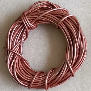 1.5mm leather thong, metallic peachy pink, 10 metres