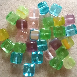 30, 6mm glass cubes, mixed