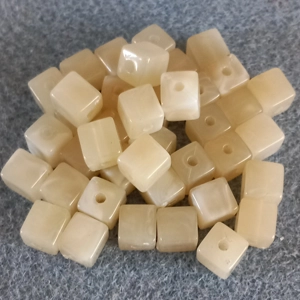 40, acrylic cube beads, 7mm x 8mm, cream