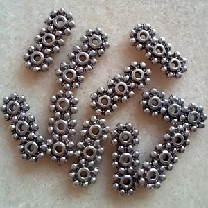 10 three hole daisy spacer bars, 15mm x 6mm