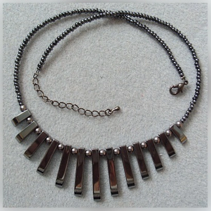 How to make a tapered necklace.