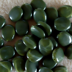 30, flat oval acrylic beads, dark green, marbled, 13mm x 10mm